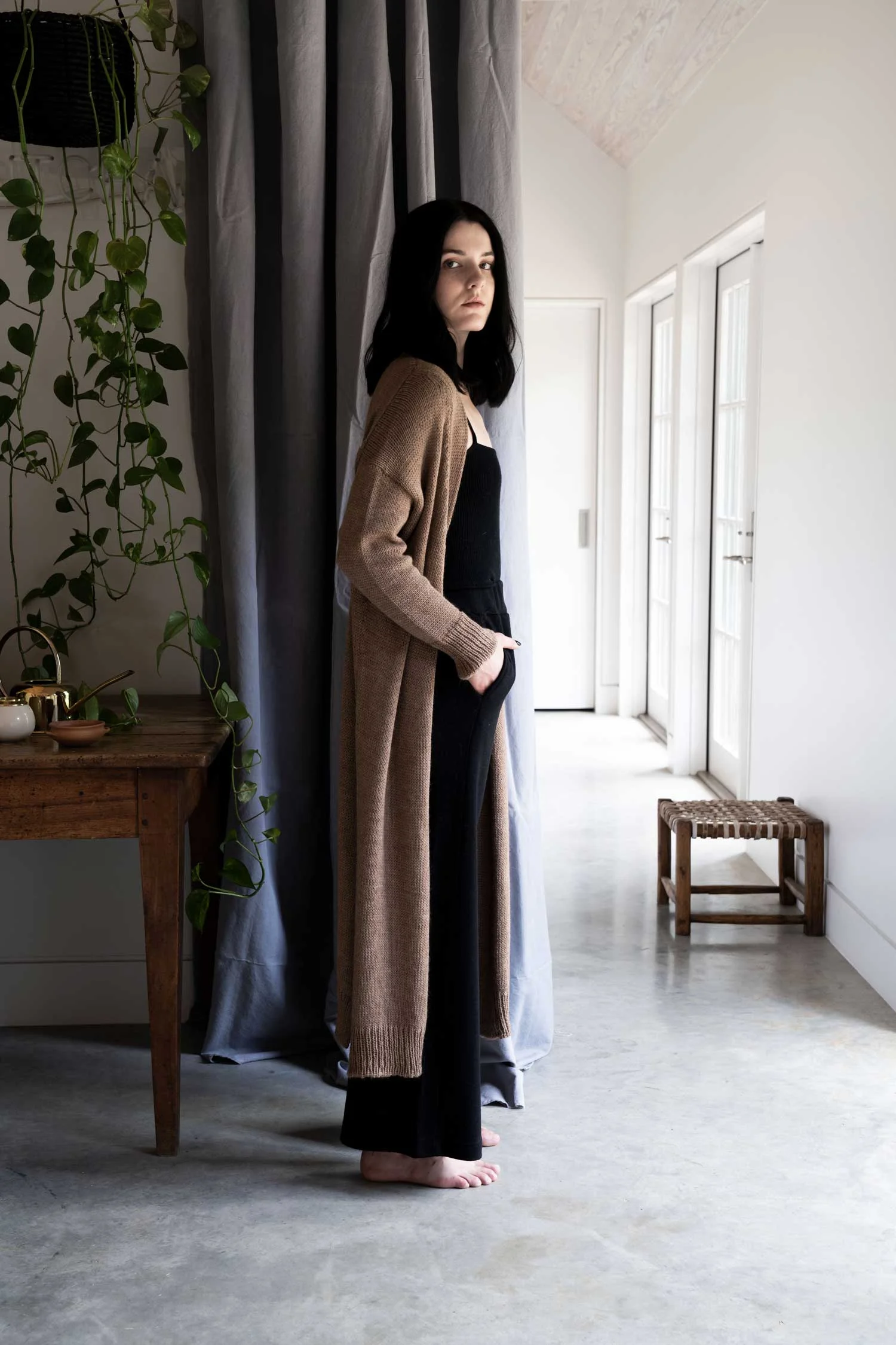 oetlco-cubreme-funes-long-cardigan-camel-side.jpg