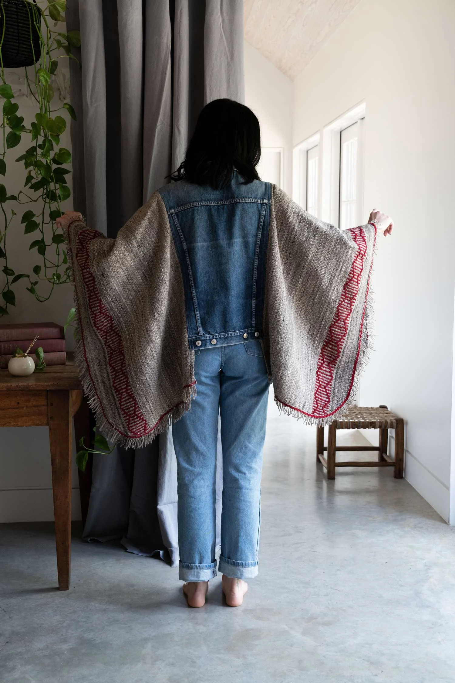 oetlco-flan-mixto-urban-poncho-back.jpg