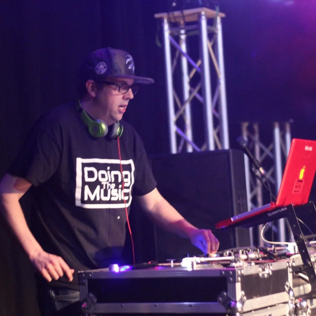 TBT Throwback to April, 2019 at Oshawa Music Hall. Still Doing The Music! 

📸: @paigeneira 

#tbt #doingthemusic #djtictactic #stilldoingthemusic #oshawa