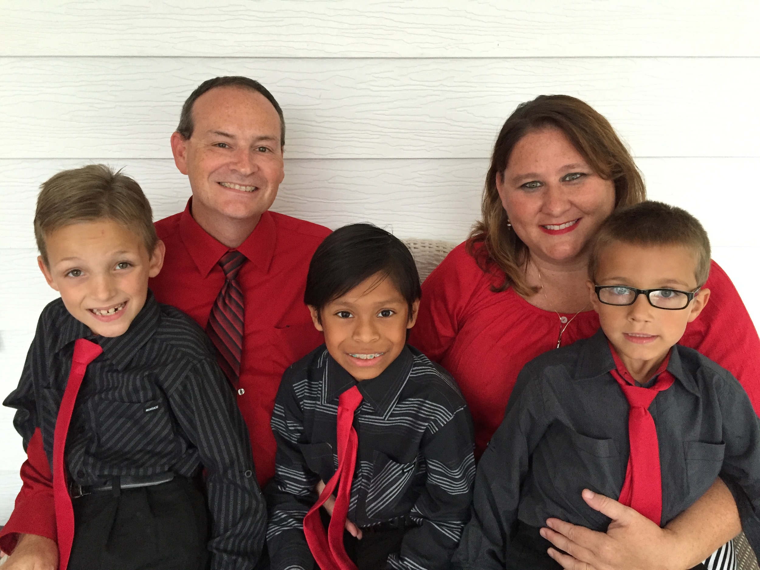Conner, Bobby, Ethan, Lisa and Dylan Bechtel