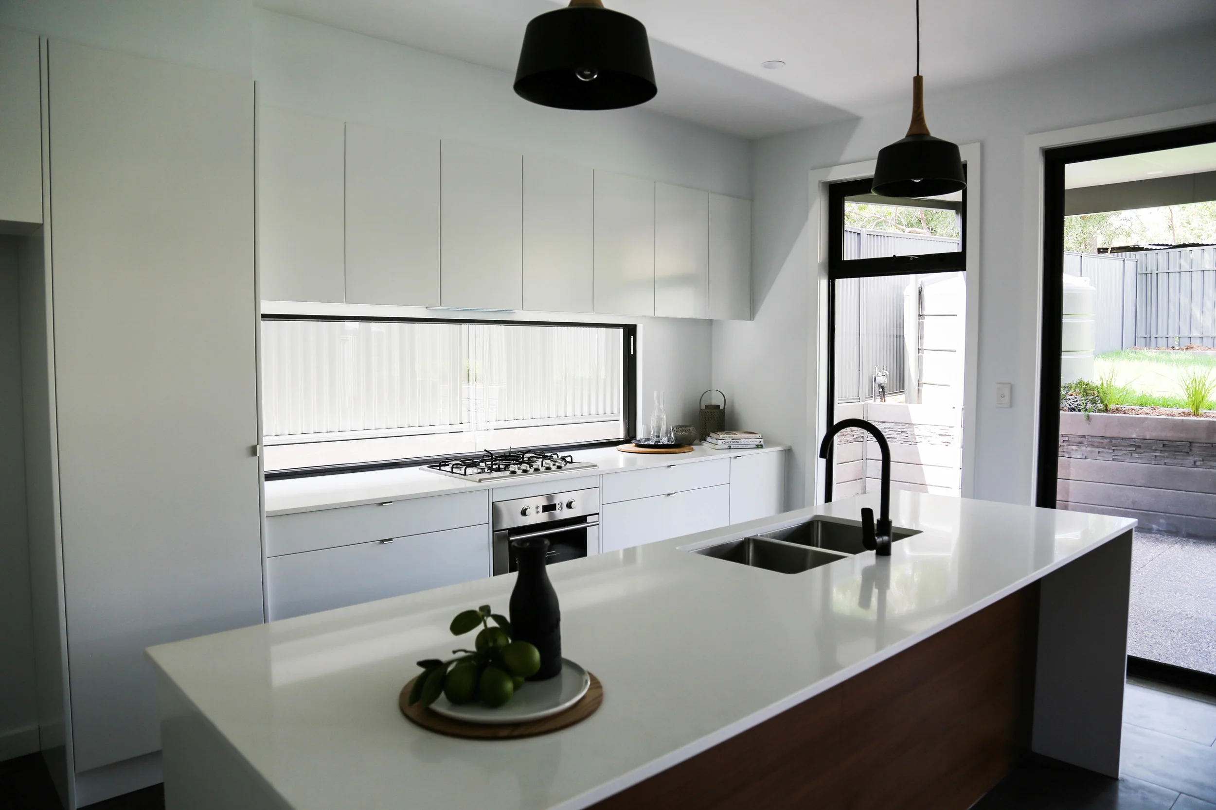 kitchen 2.jpg