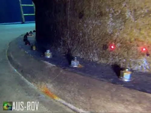 OCTOBER 2013 GOLD COAST DESALINATION PLANT FILTERED SEAWATER TANK ROV INSPECTION