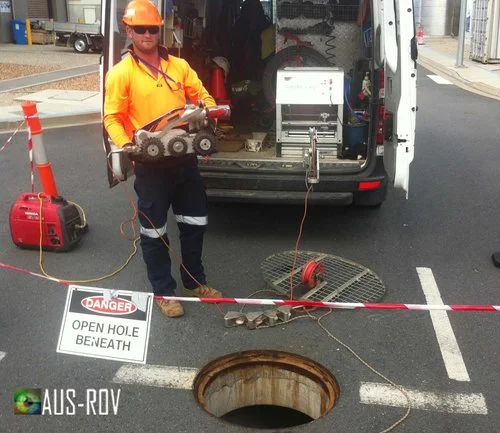 DECEMBER 2013 AUS-ROV COMPLETE TUNNEL AND PIPELINE SURVEYS FOR VEOLIA WATER