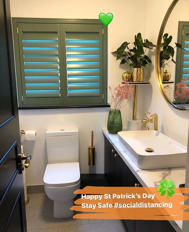 Happy St Patrick&rsquo;s Day!! This is one we will never forget 💚. #thistooshallpass
Custom colour shutter is &lsquo;calke green&rsquo; by @farrowandball