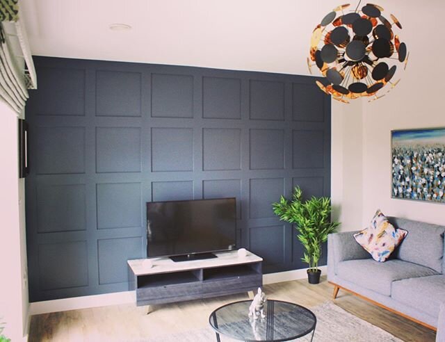 Throw back image from one of our panelling projects in Drumnigh Manor, Portmarnock #wallpanelling #featurewall #gridpanelling #gridwall #tvwall @smartinteriors.ie