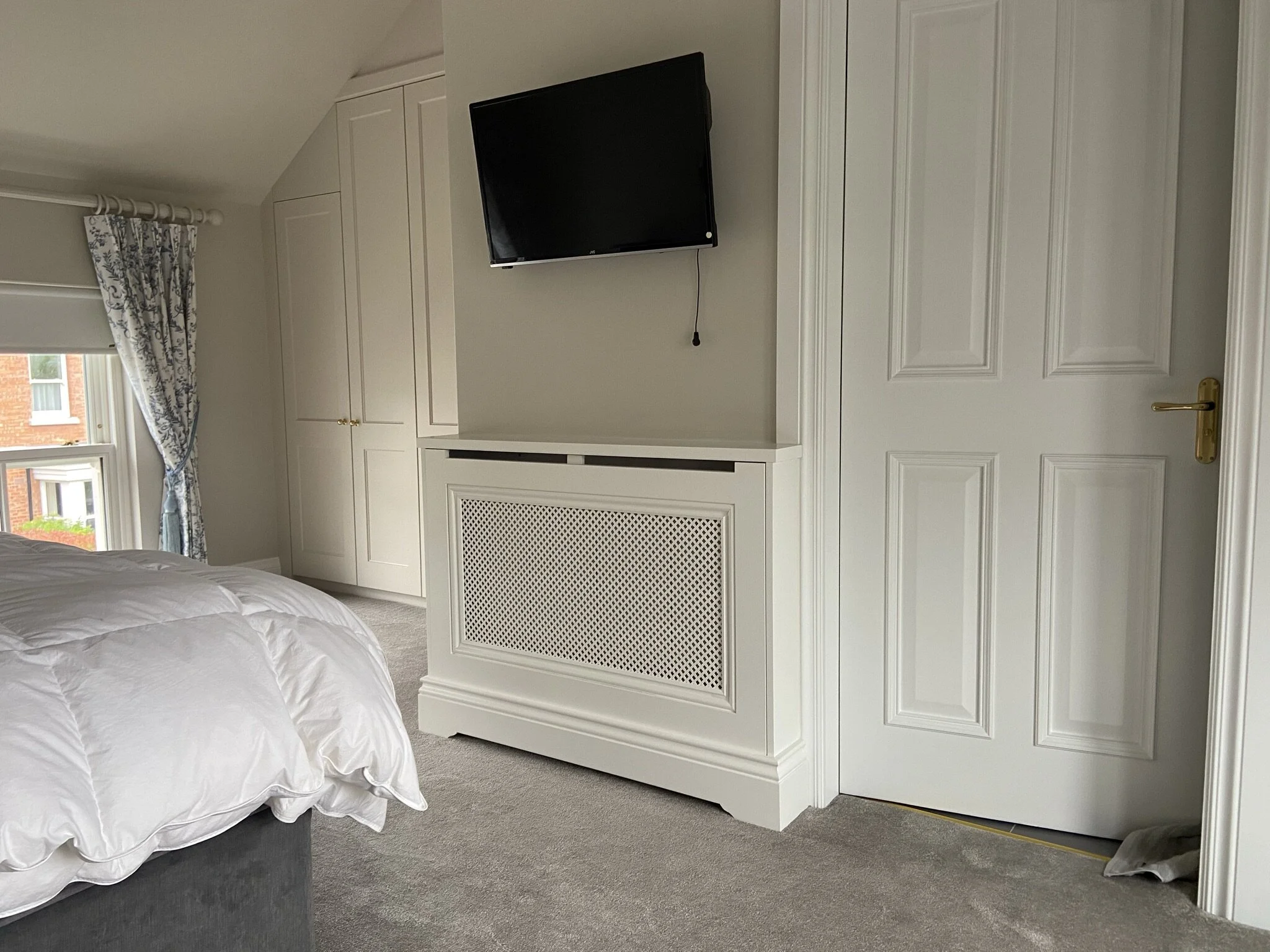 NH Interiors - #1 Wainscoting & Wall Panelling Installation Service in ...