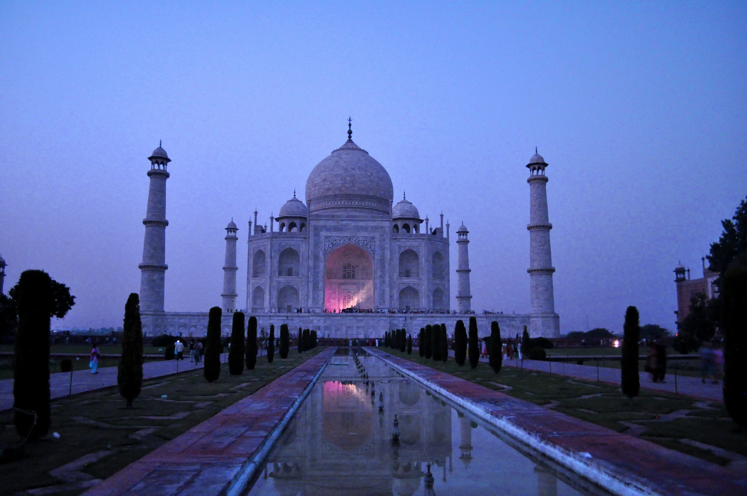 Zooming Through India-- Part 4: Visiting the World's Greatest Testament to Love