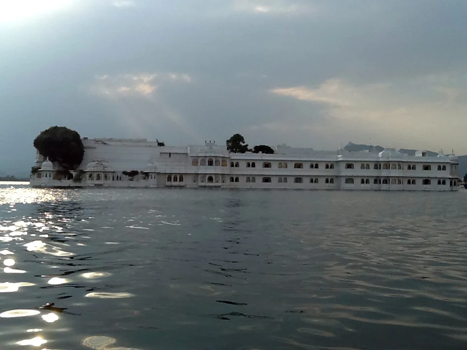 Zooming Through India-- Part 6: Heaven on Earth in Udaipur