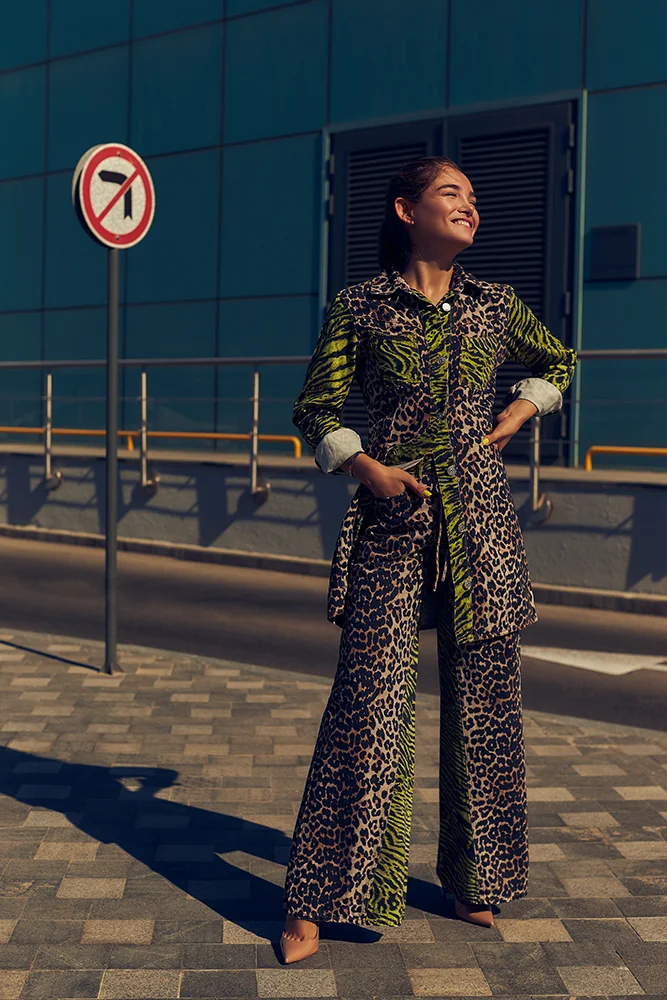 sarah_for_emporium_baku_2 копия.jpg