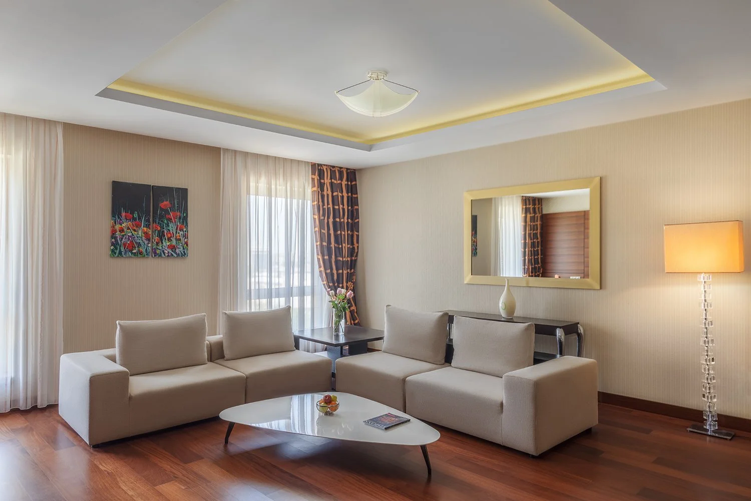 ginal_holding_hotels_4 copy.jpg