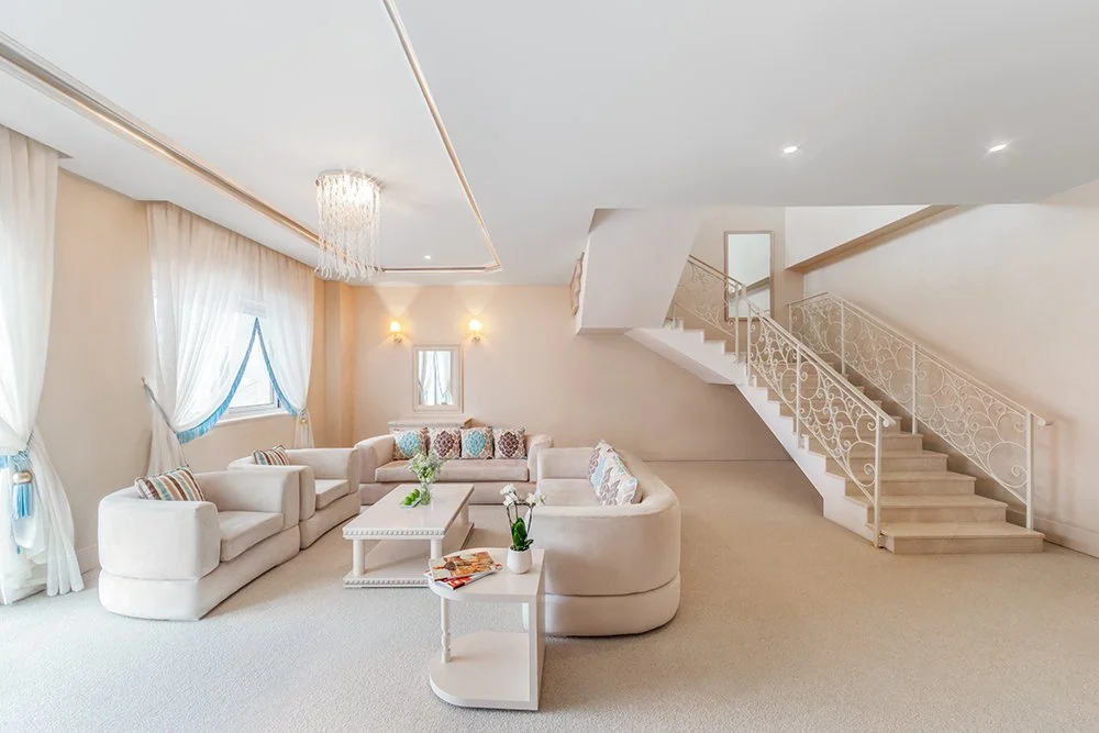 ginal_holding_hotels_20 copy.jpg