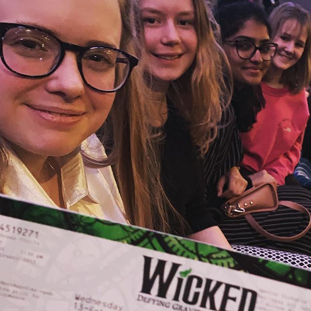 Our London group are at the theatre this evening ππ§ββοΈπ§ββοΈ