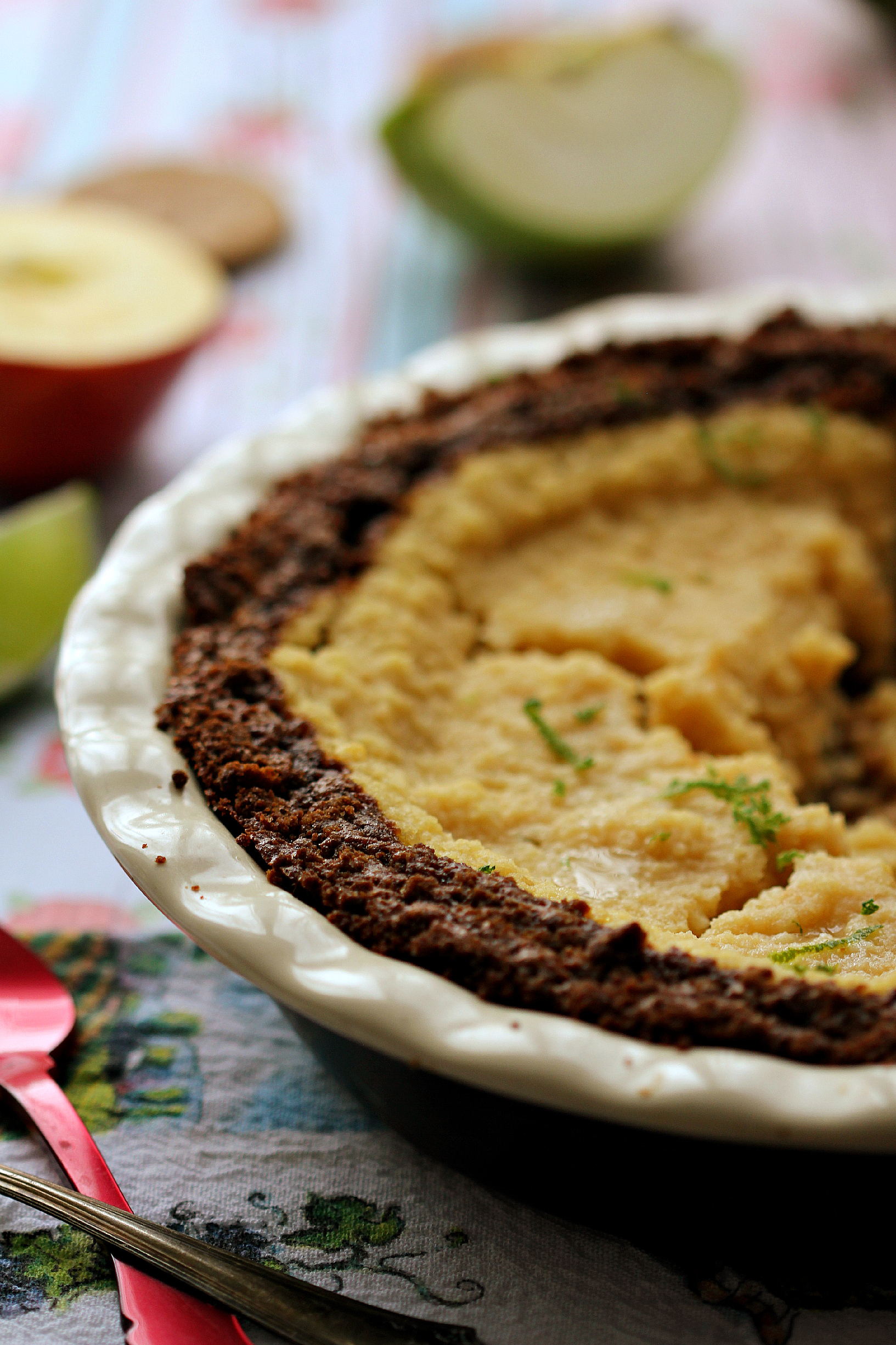 Ginger Snappy Apple Pie