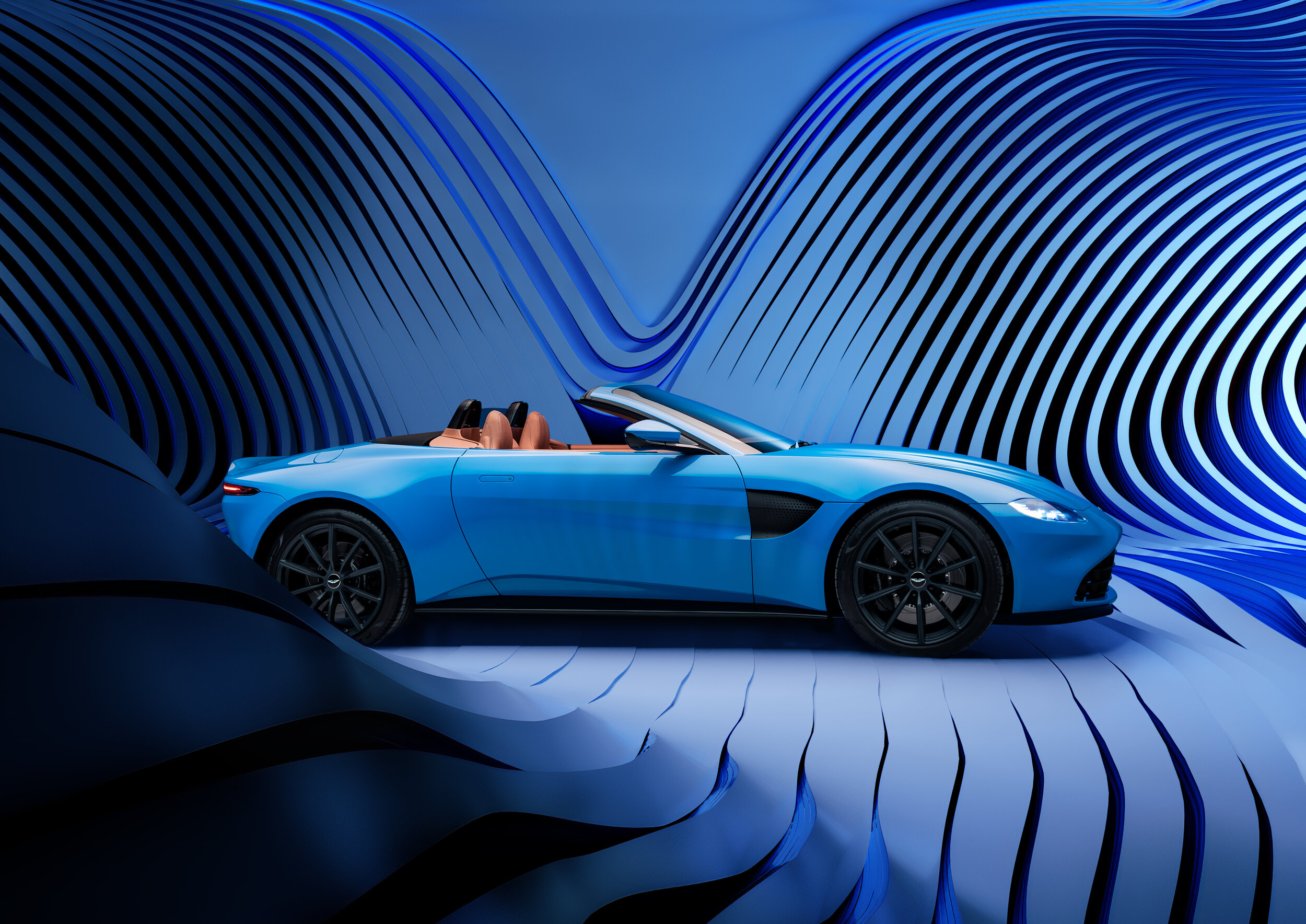 Aston Martin Vantage Roadster.jpg