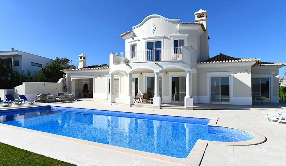 Blevins Franks Financial Tips - Is it Time to Consider Downsizing your Home?
