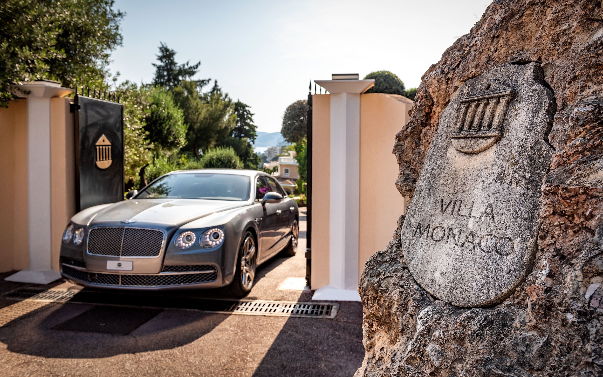 34_Villa-Monaco_Bentley.jpg