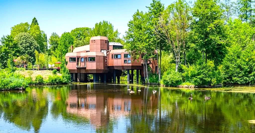 Welcome to Villa Utopia - A Unique Luxury Property Near Paris for Rental