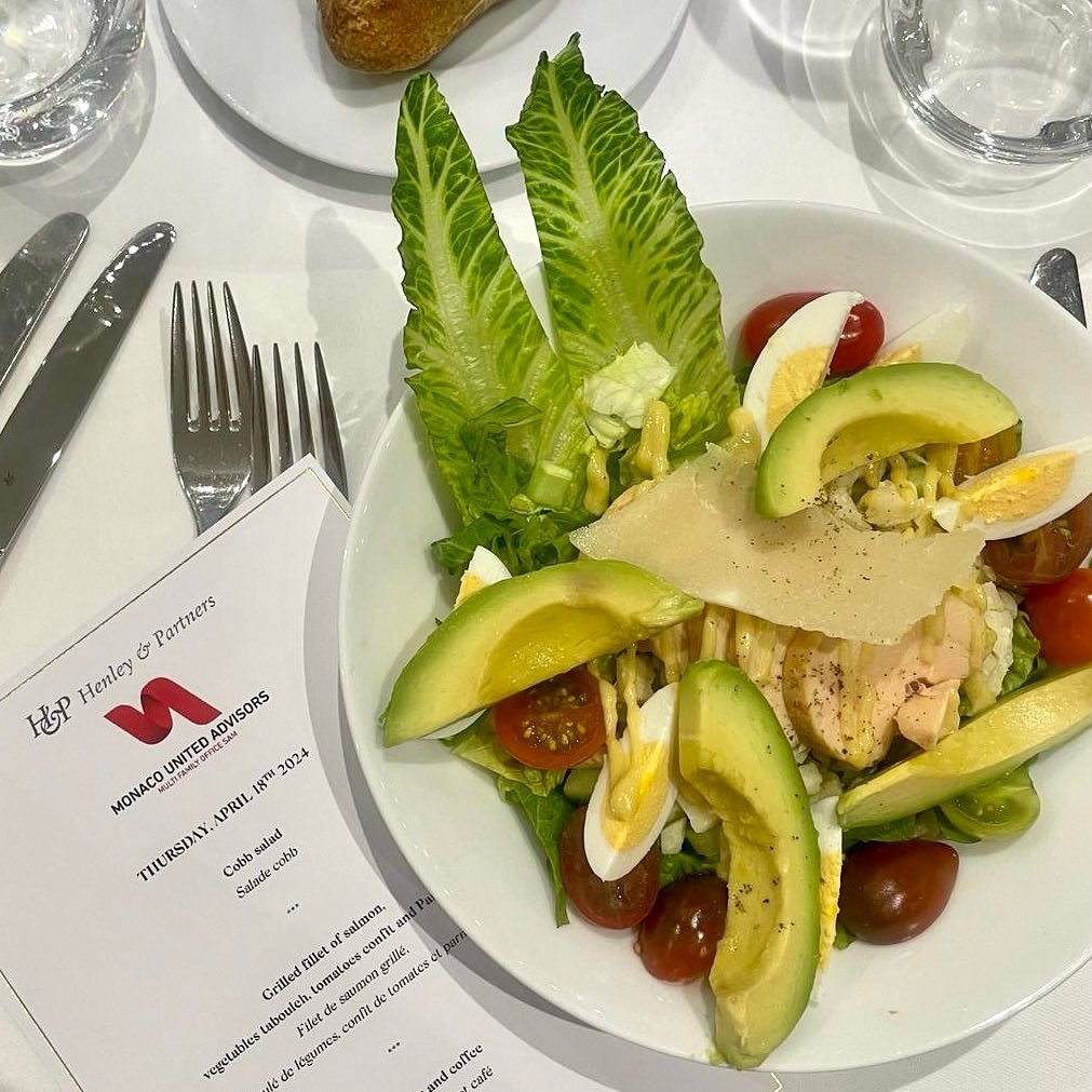 🇲🇨 Fully booked corporate lunch partnered with Monaco United Advisors Family Offices and Henley &amp; Partners in the Rotonde of The Grand Salon - excellent menu and wine selection and another great business partnership with Club Vivanova!