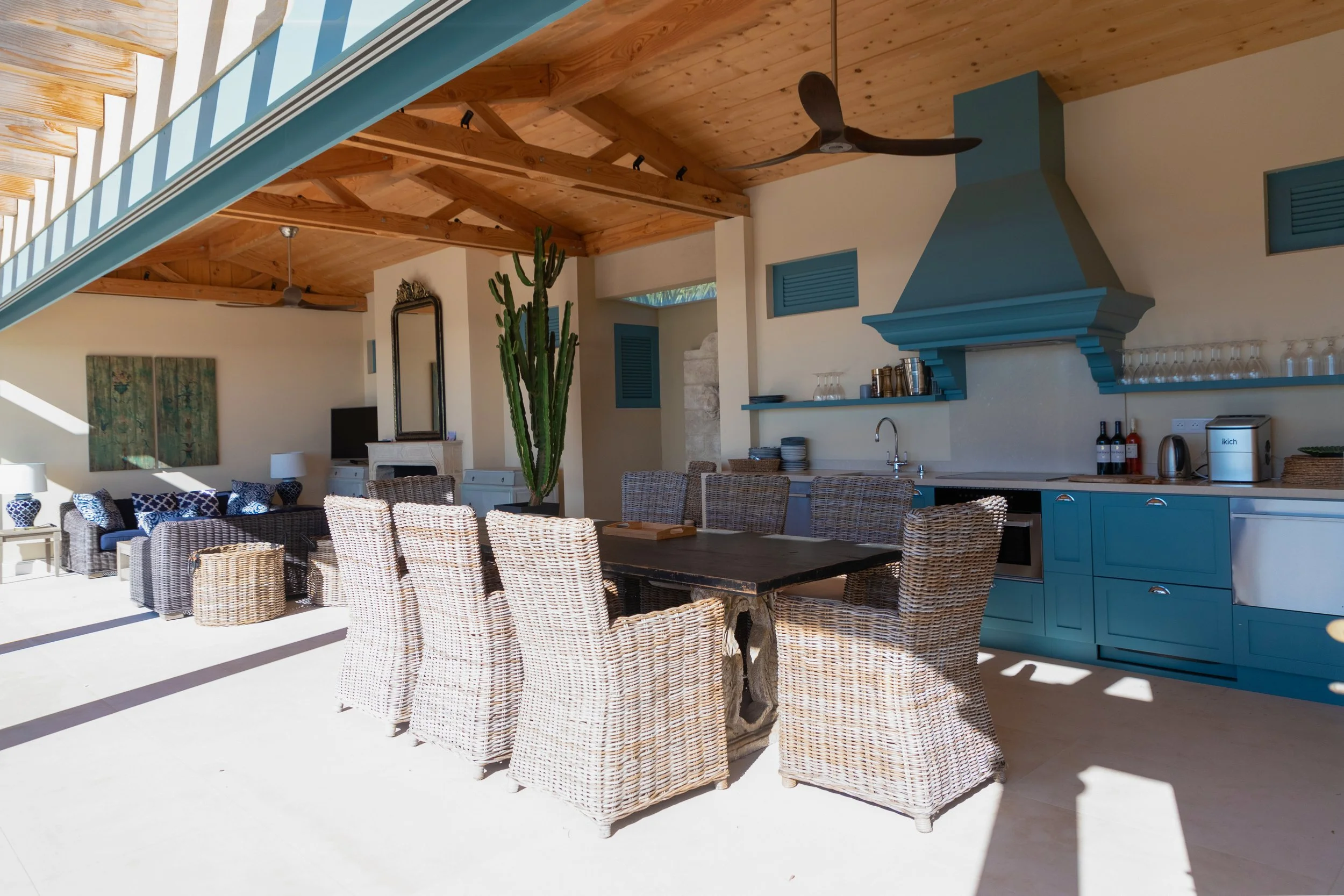STV outdoor kitchen.jpg