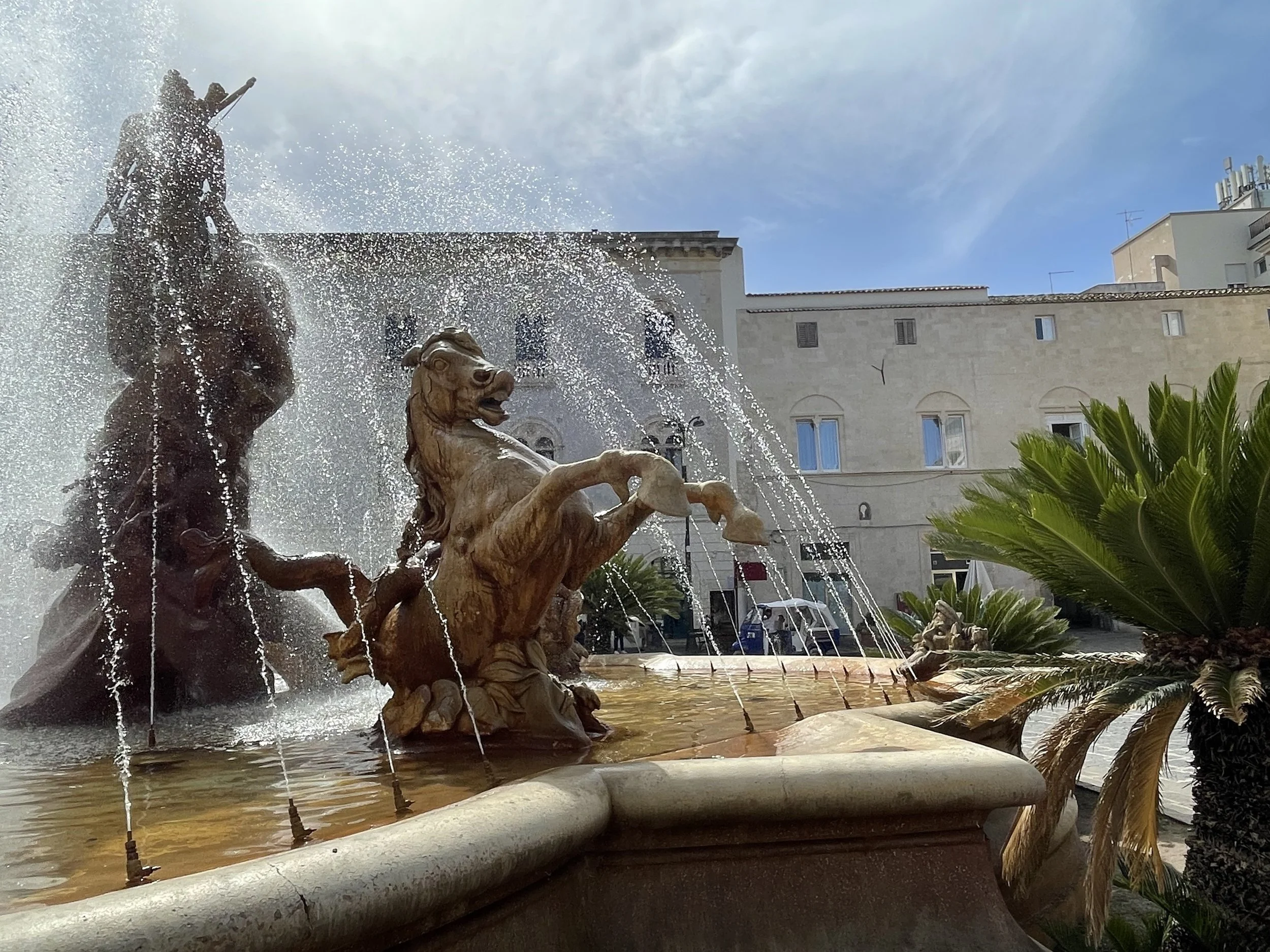 Ortigia fountain.jpeg