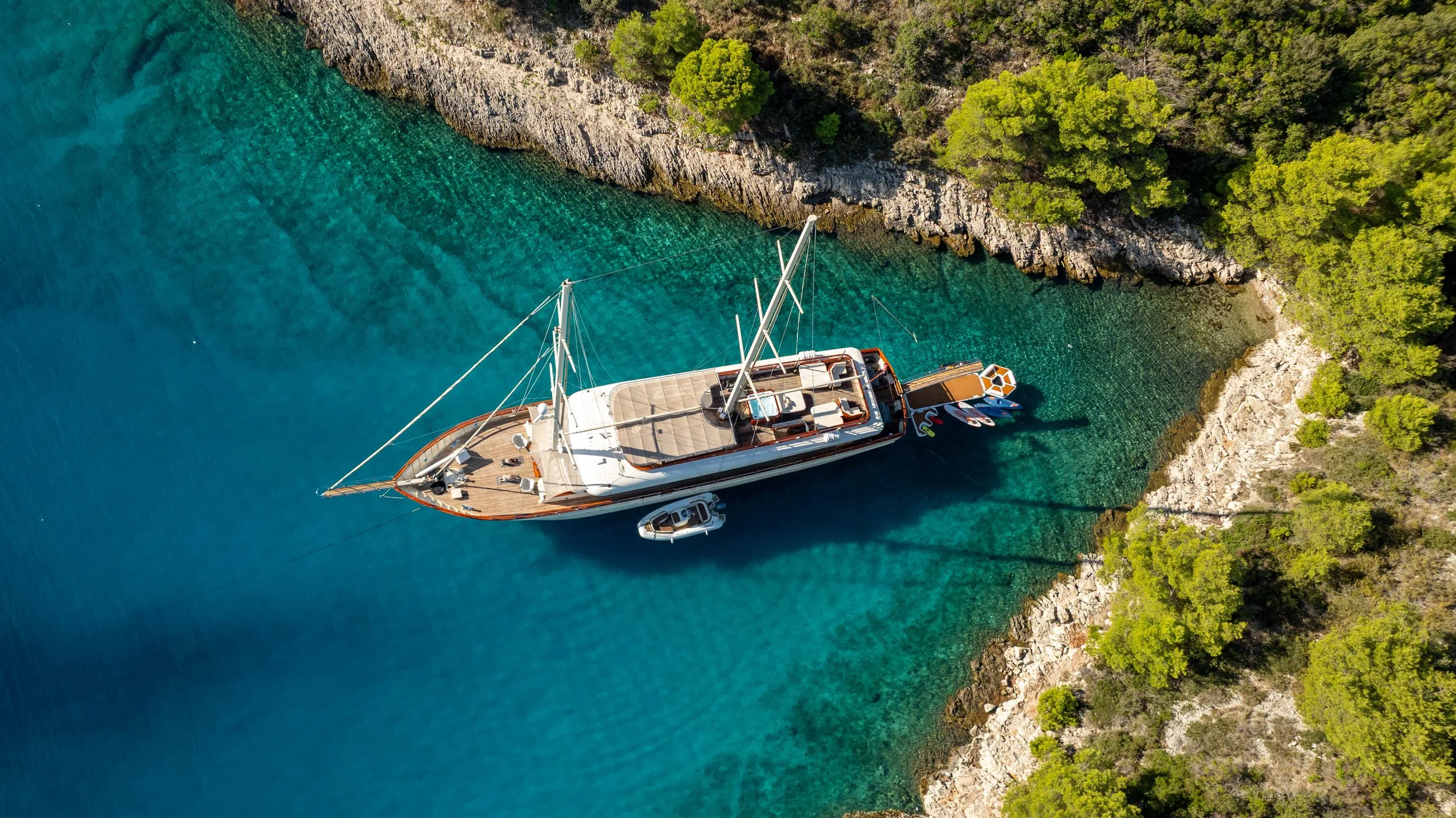 Sailing yacht SON DE MAR.jpg