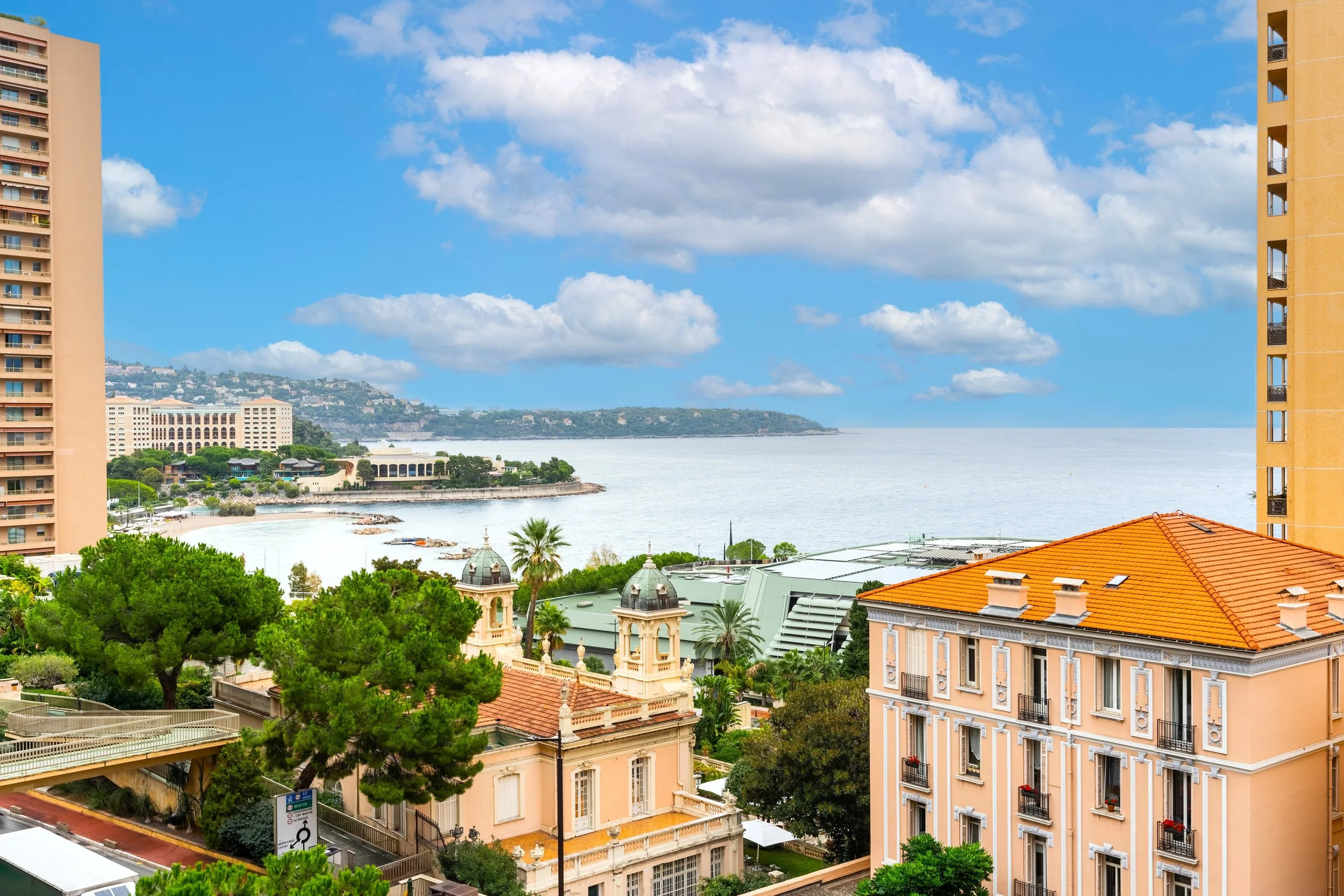🇲🇨 Trending Club Partner Article: Discover Three Luxury Properties in Monaco - A Perfect Blend of Comfort and Prime Location

Read more online at our digital magazine: 
https://www.clubvivanova.com/news-highlights/discover-three-luxury-properties-i