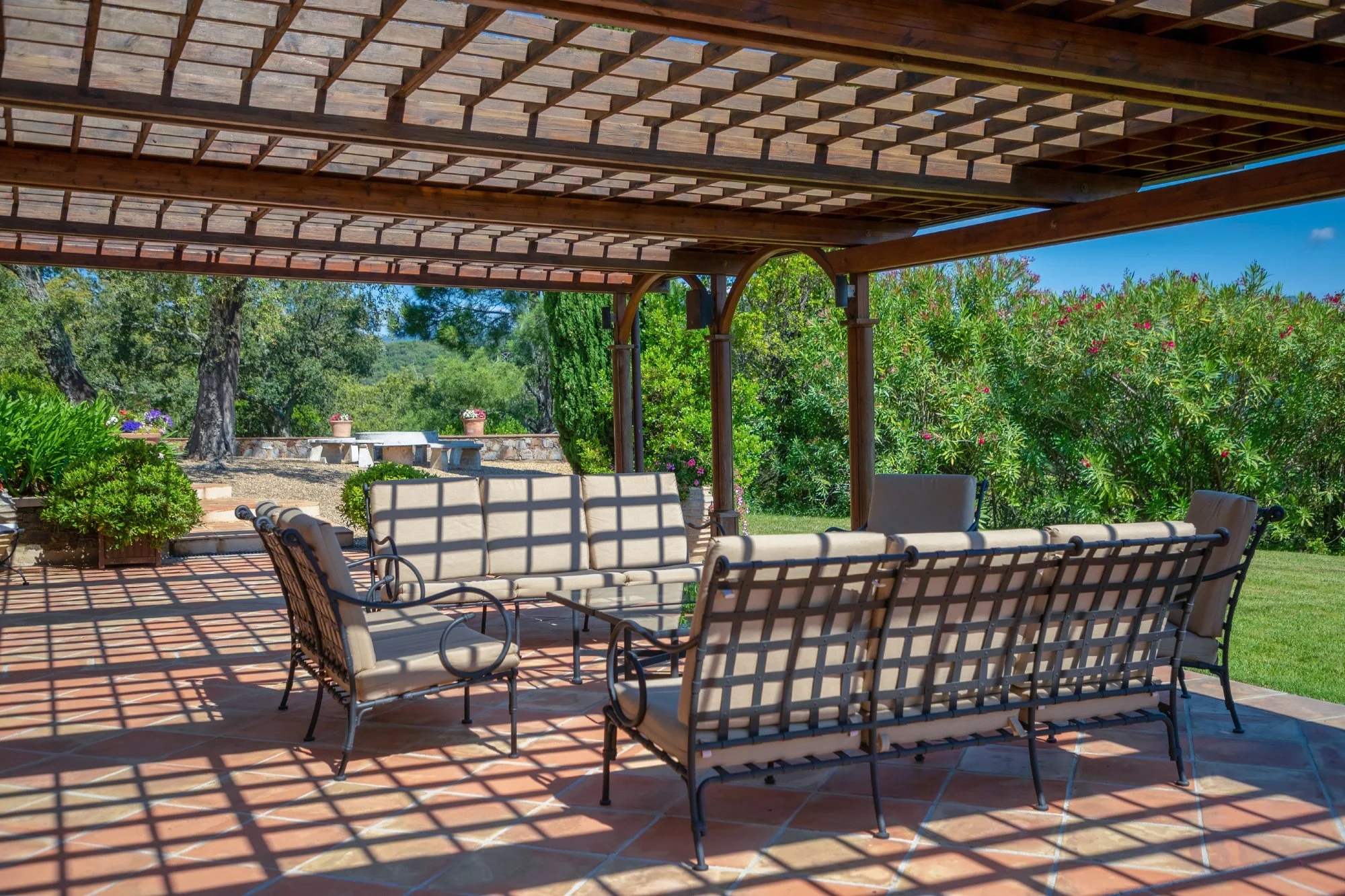 St Tropez Country Retreat 3.jpg