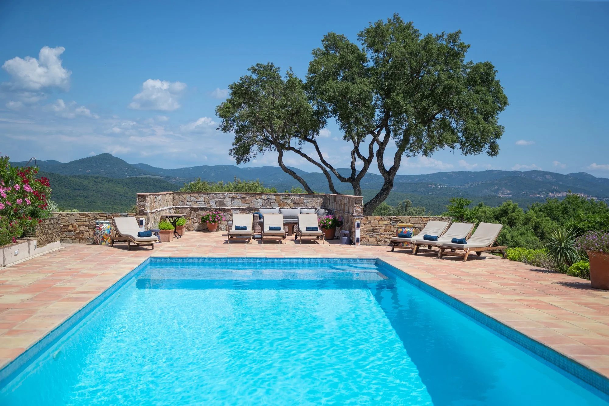 St Tropez Country Retreat 5.jpg