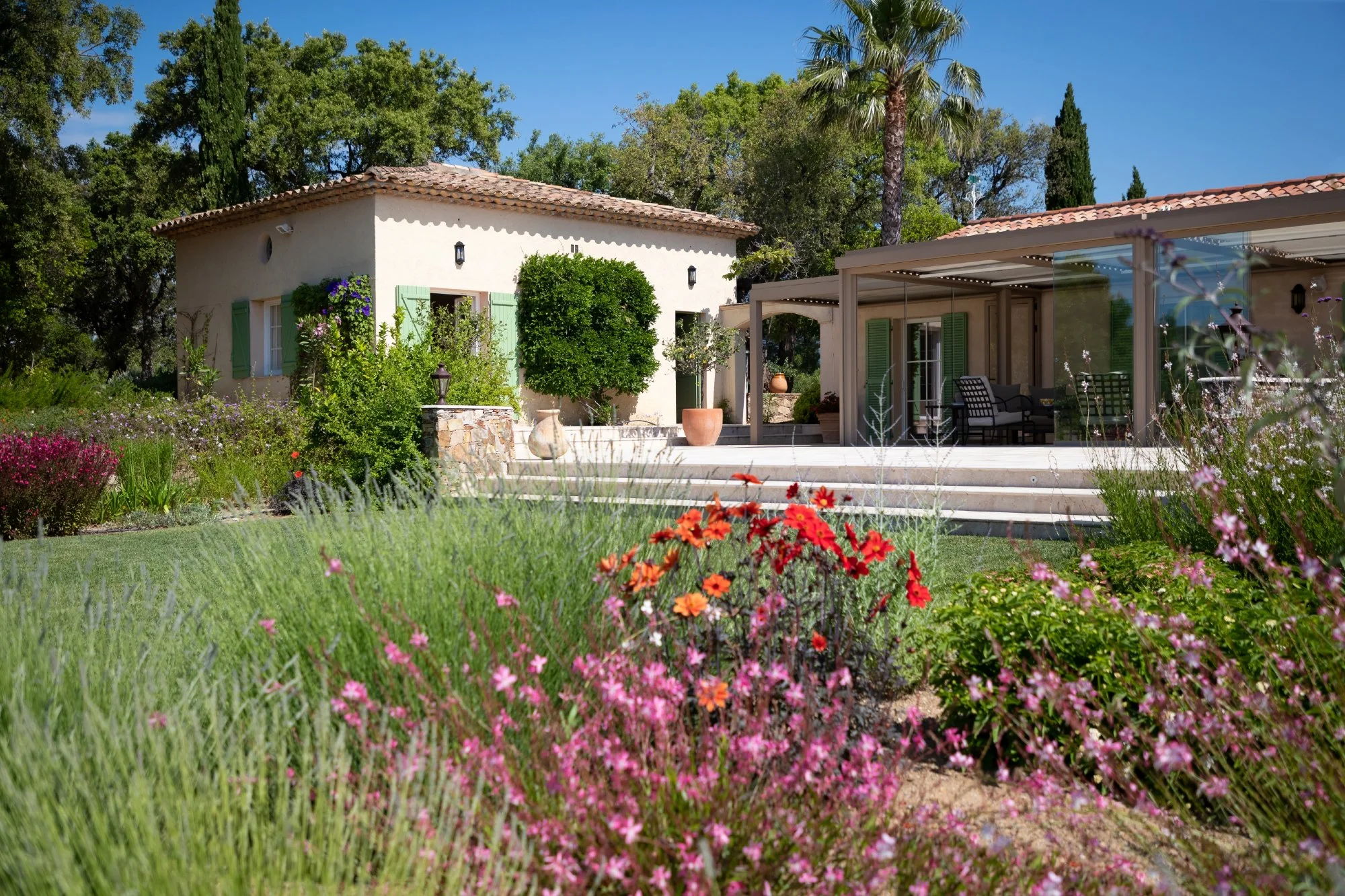 St Tropez Country Retreat 11.jpg