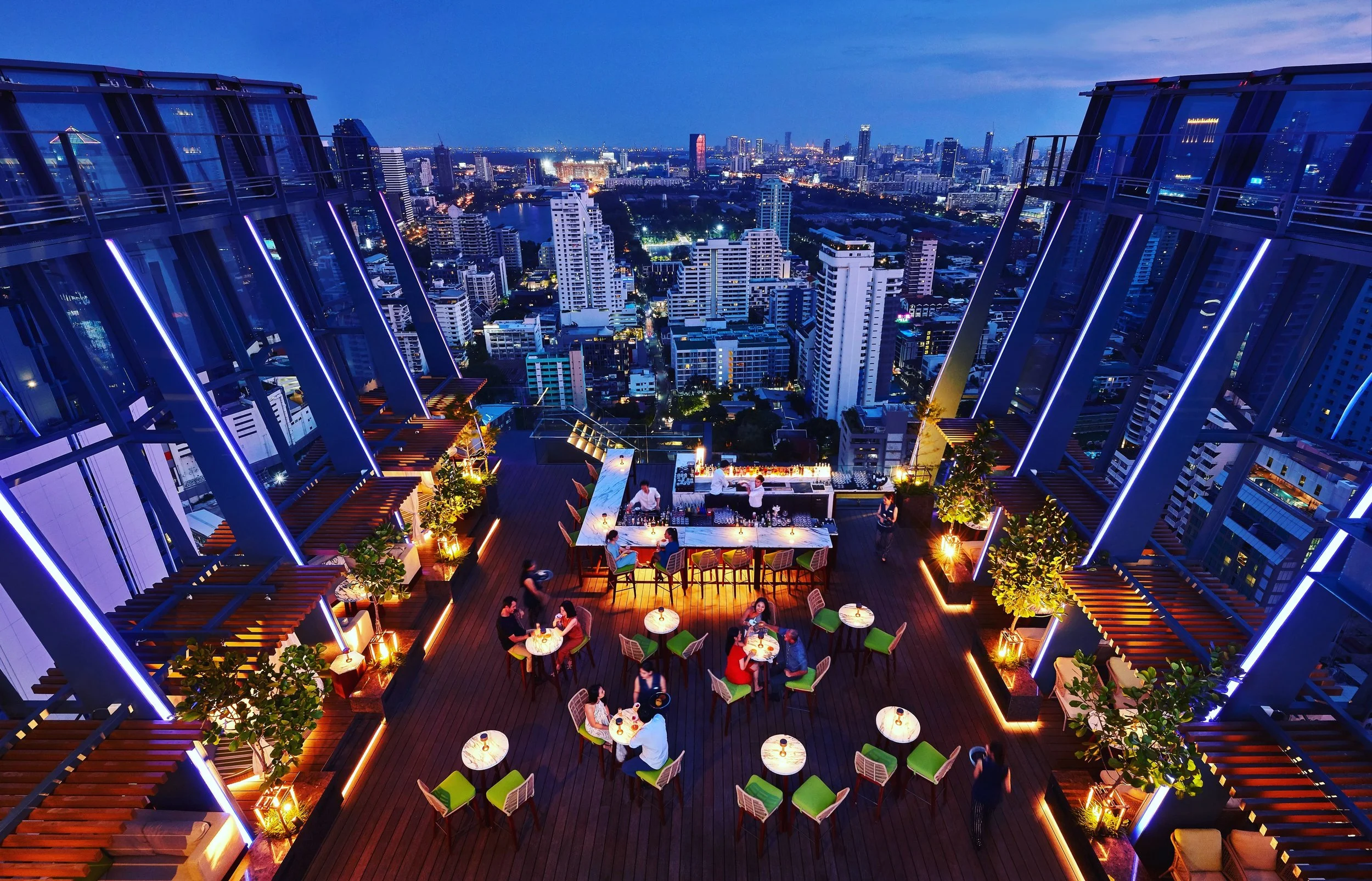 🇹🇭 Club Vivanova Partners With Spectrum Lounge &amp; Bar - Bangkok&rsquo;s Sunset Rooftop Destination 

Read more online at our digital magazine: 
https://www.clubvivanova.com/news-highlights/club-vivanova-partners-with-spectrum-lounge-bar-bangkoks