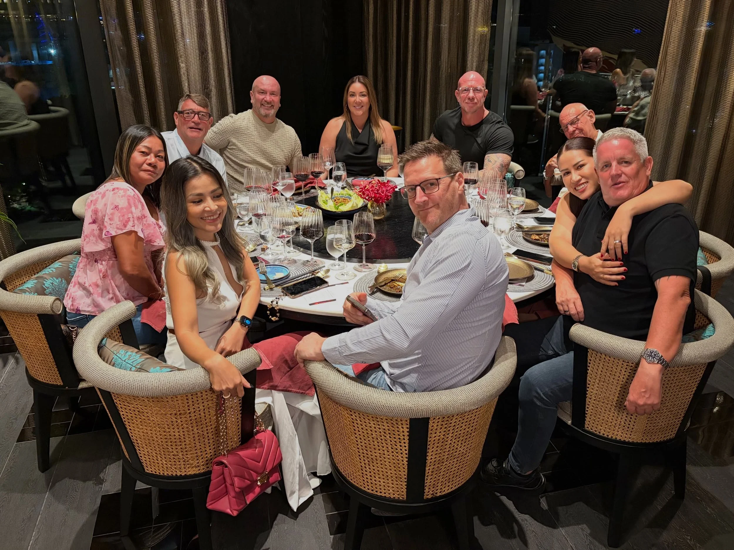 🍷 Exceptional service, Chinese cuisine and paired wines tonight at the 12th floor of the Melia Pattaya Hotel - thank you Winnie and Milk for your fabulous hospitality and all those Peking Duck &amp; Hoisin Sauce pancakes! 🕺