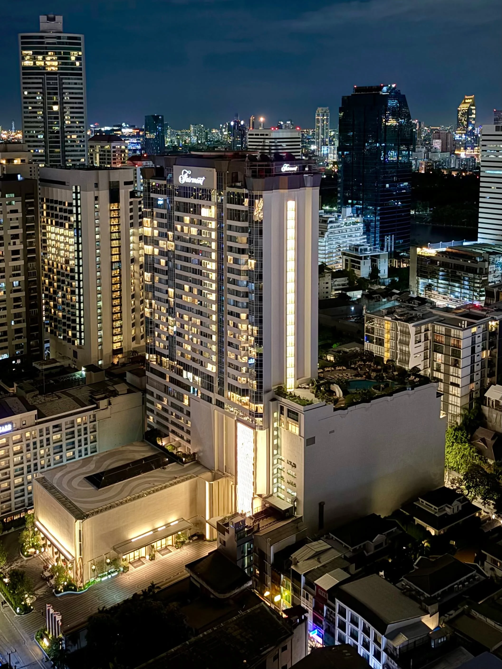 What a beauty! A bird&rsquo;s-eye view of the newly opened Fairmont Bangkok Sukhumvit - a landmark five-star luxury property and the first Fairmont Hotels &amp; Resorts hotel in Thailand.&nbsp;

From Monaco to Thailand - it is fantastic to now be wor