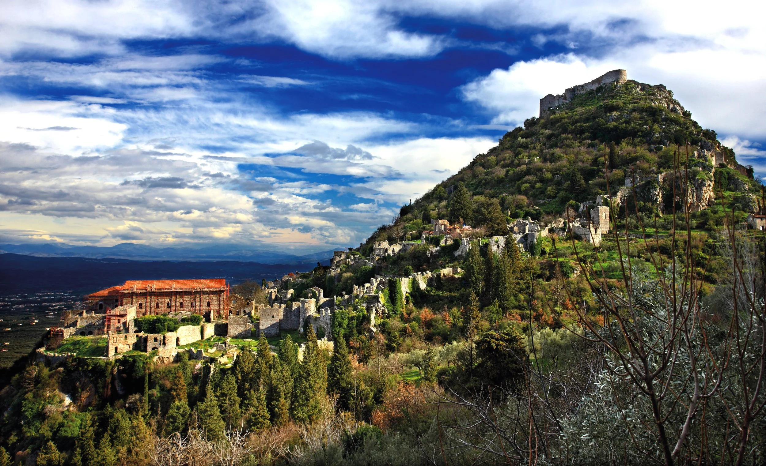 Mystras: The Glorious Byzantine Castle City