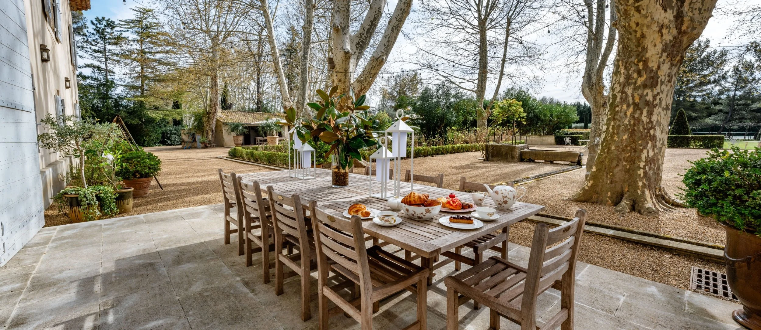 BastideDeLAmour.Main10 copy.jpg