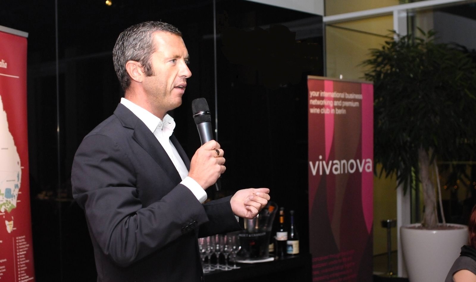 Why Now is the Time to Join Club Vivanova 🇲🇨

In business, timing matters.
The right introduction at the right moment can open a door. The right conversation can lead to a partnership. And the right room can introduce you to people you may never ot