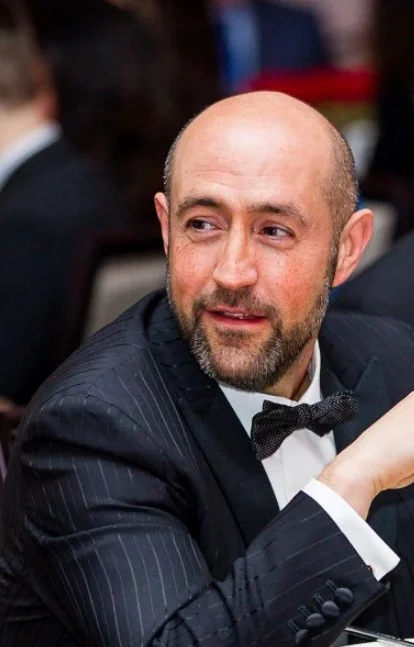 Jay Rosenzweig is an expert in building leadership teams and scaling businesses and is a passionate advocate for human rights