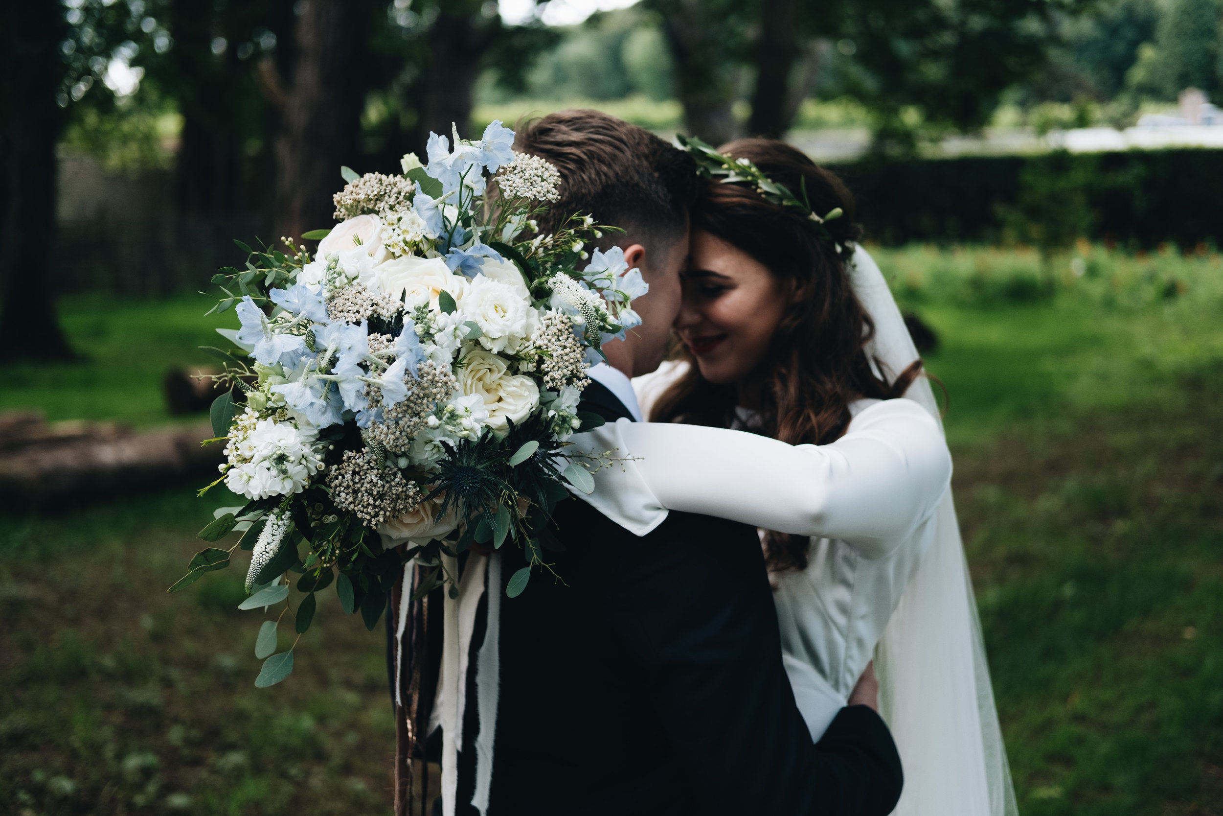 gorgeous modern irish wedding