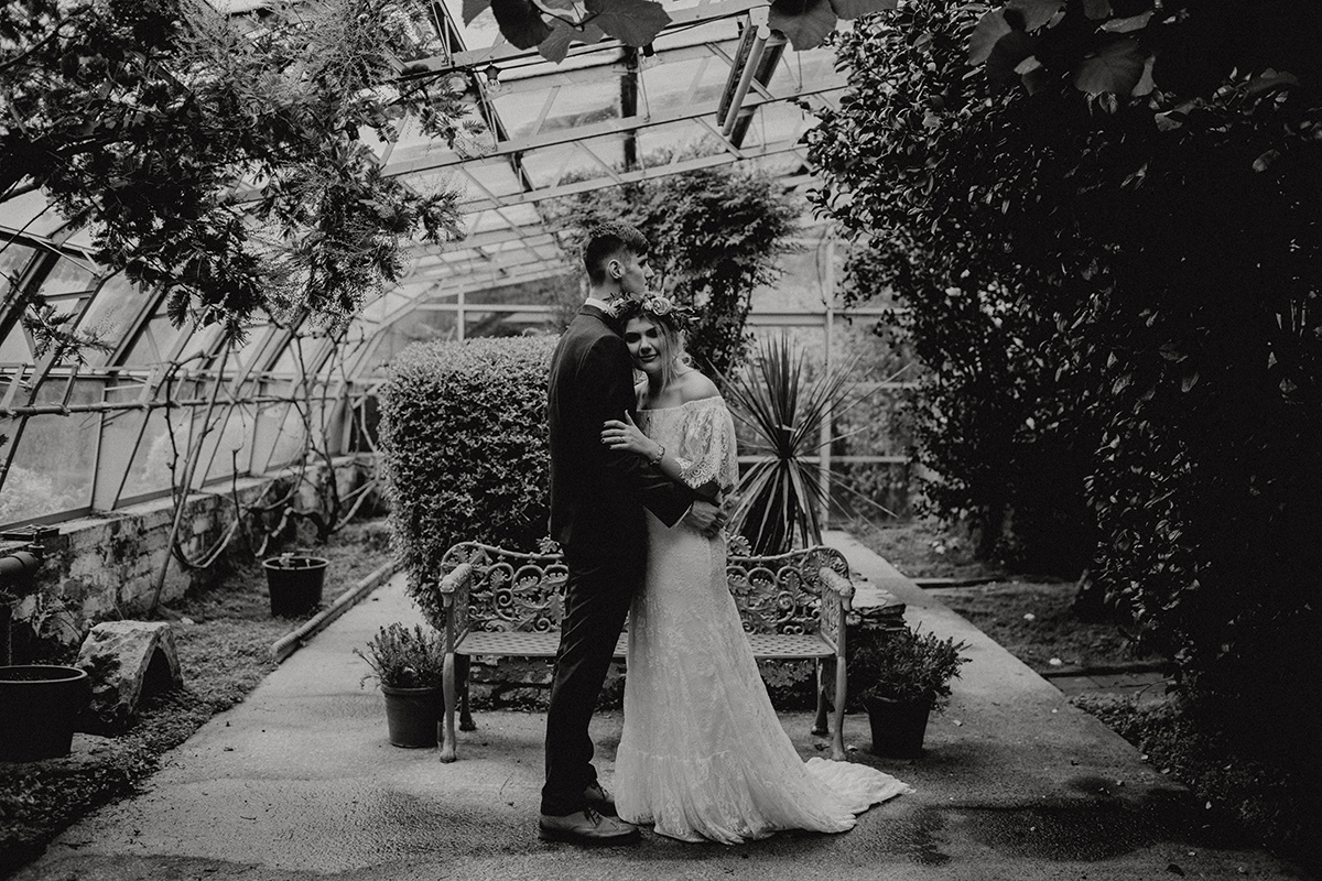 archive 12 real bride - daughters of simone laurence gown