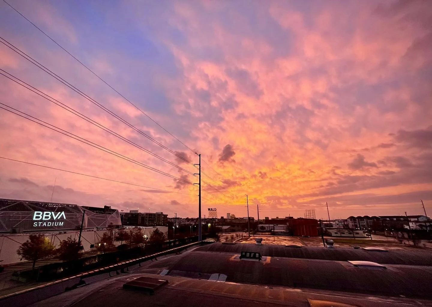 Last sunrise of 2020.  #2020 #thankgod #houston #photography