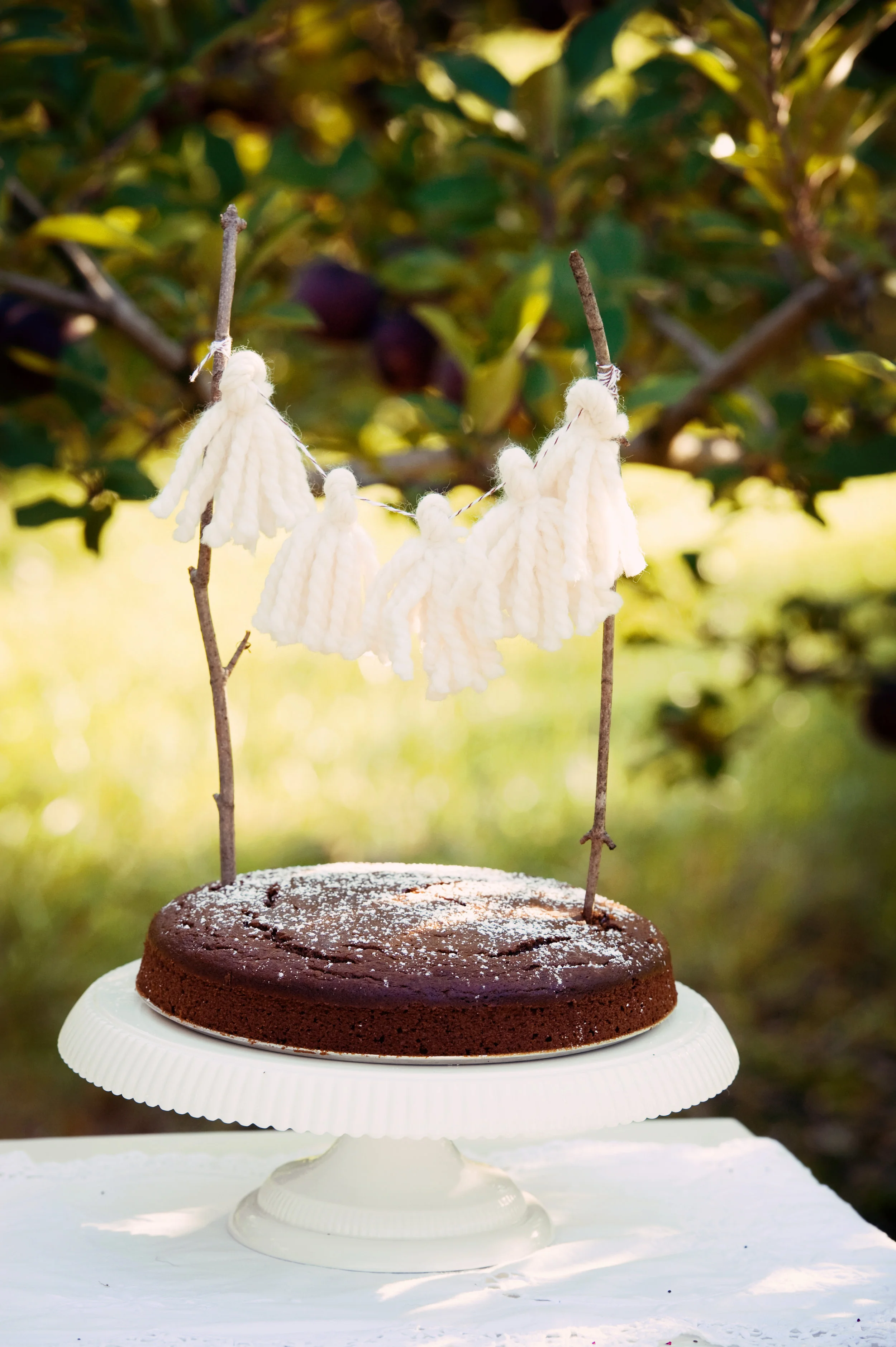  A delicious gingerbread cake and decorative tassel provided a sweet end to a lovely family evening. 