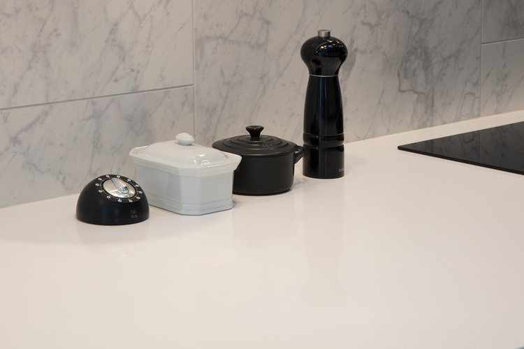  Kitchen accessories 