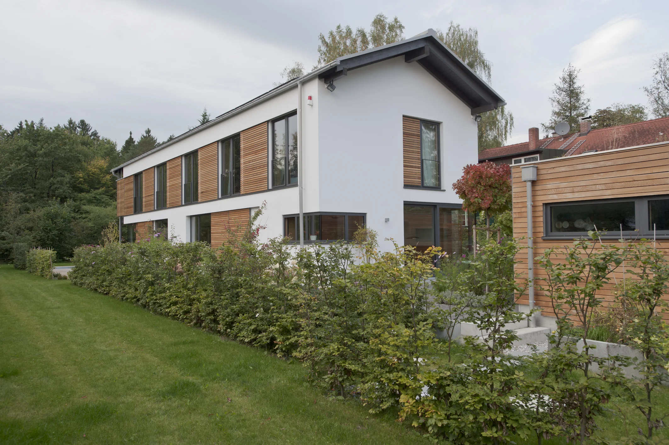 2010 09 farbig Akilinda (4).jpg