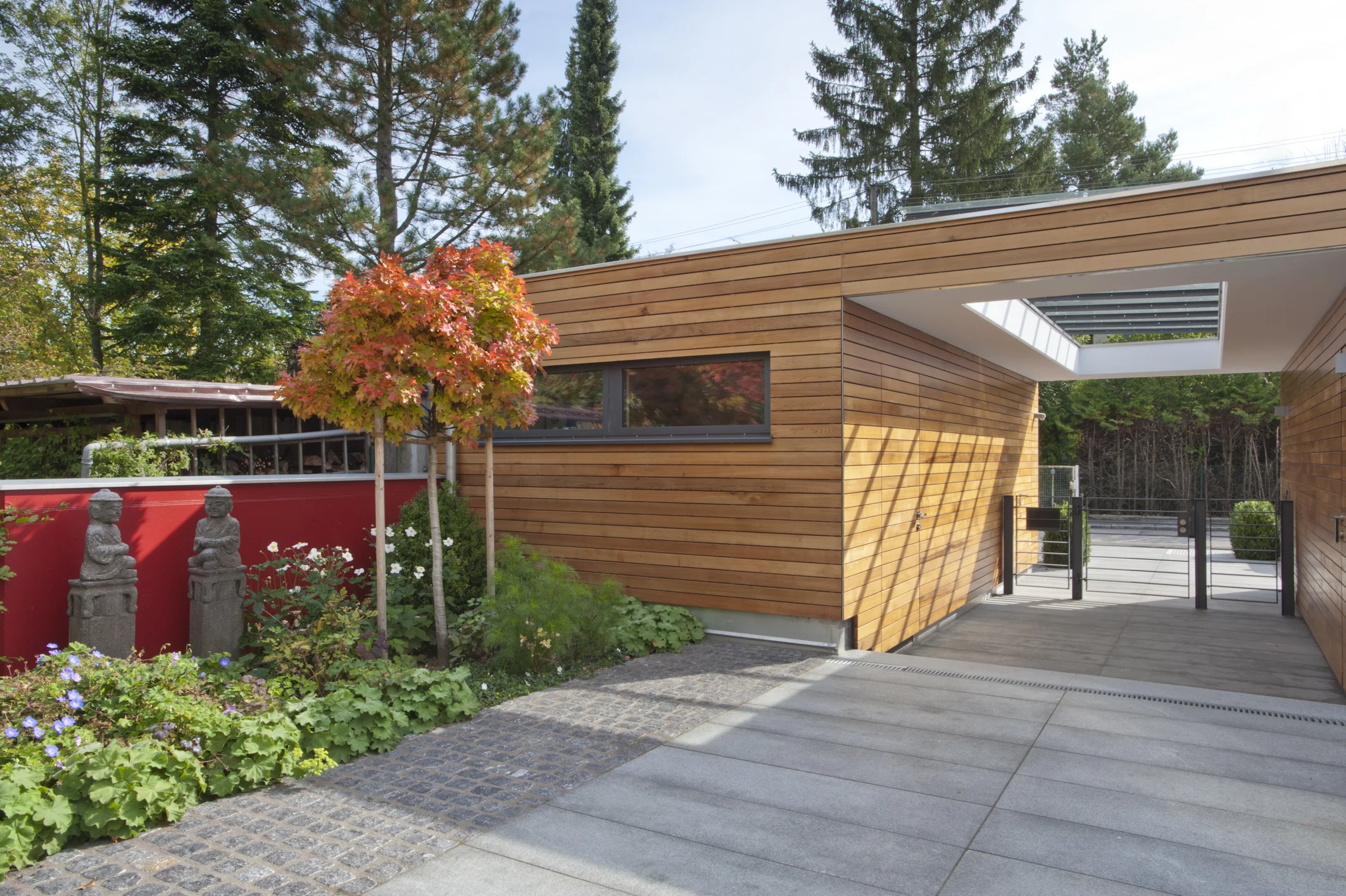 2010 09 farbig Akilinda (13).jpg