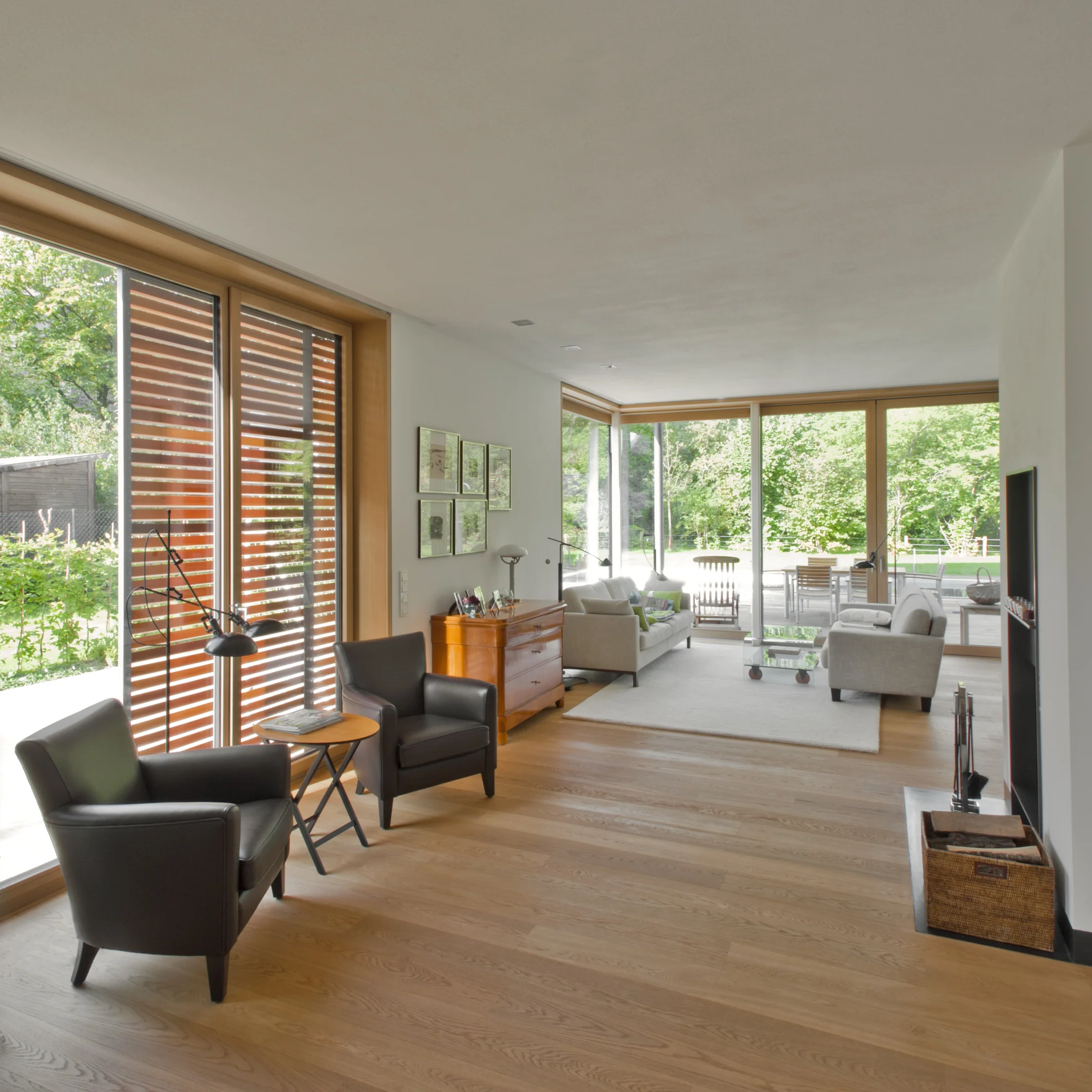 2010 09 farbig Akilinda (11).jpg