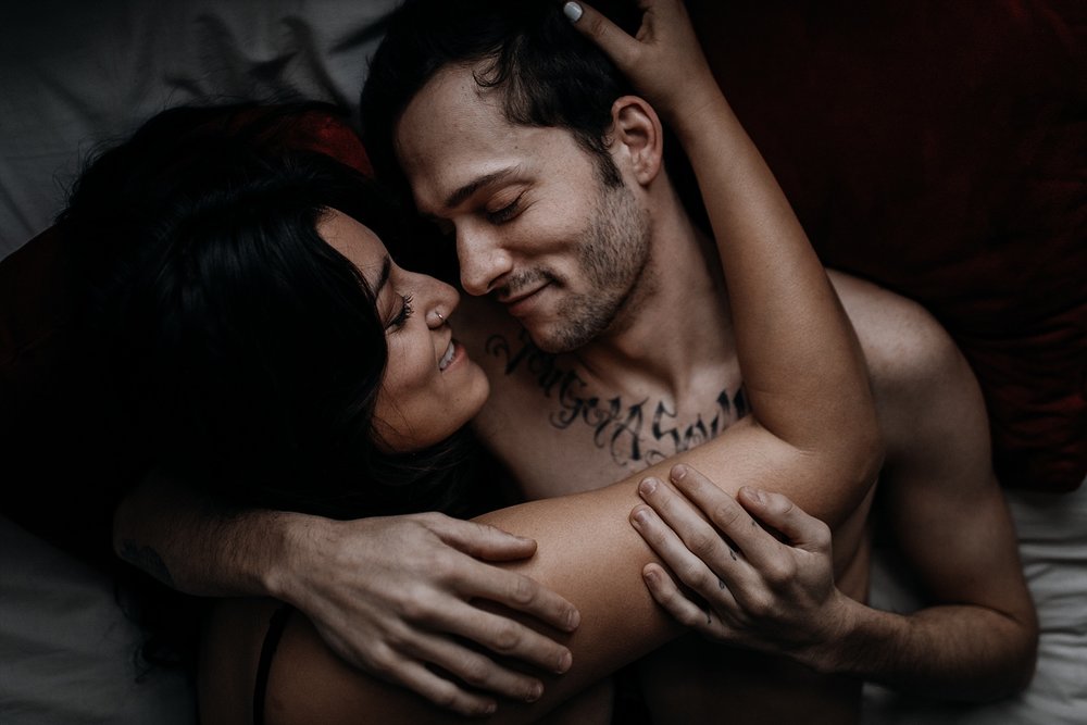cheyenne gil / intimate couples session / philadelphia couples session