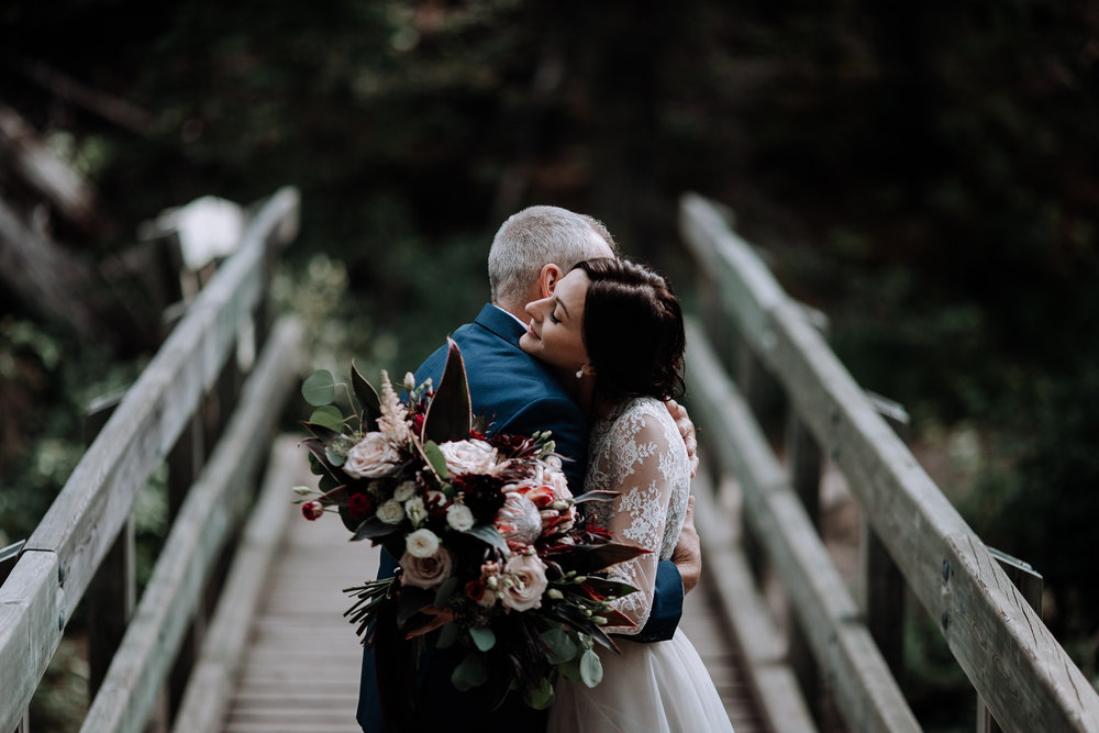 banff-elopement-036.jpg