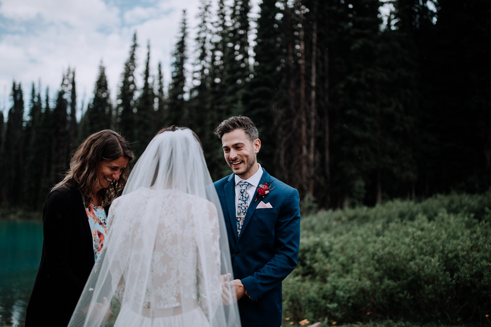 banff-elopement-074.jpg