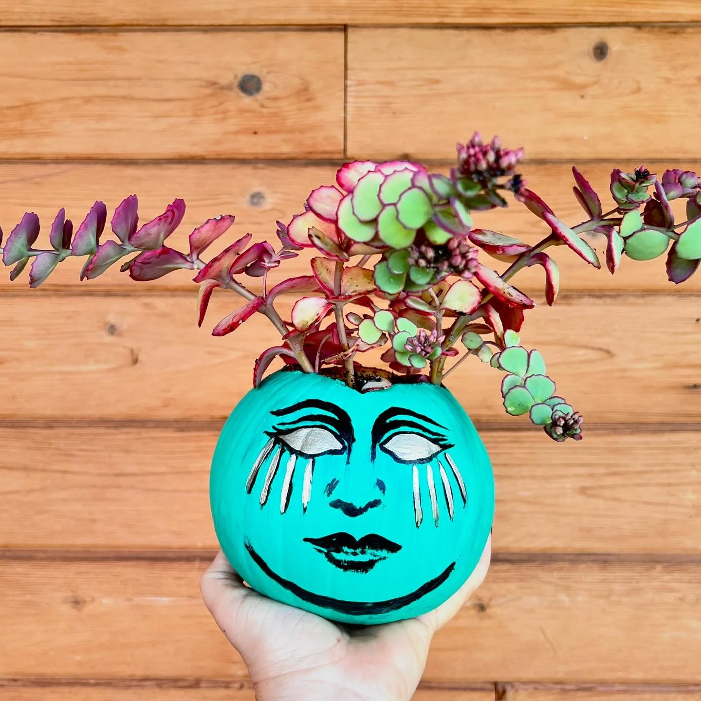 She&rsquo;s ready for judgement.💀🎃🐍