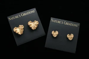 gold geranium earrings.jpg