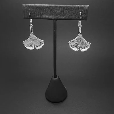 SilverGinkgoDangleMedium.jpg
